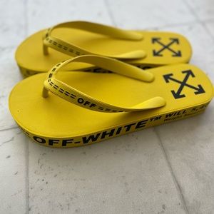 OFF-WHITE flip flops